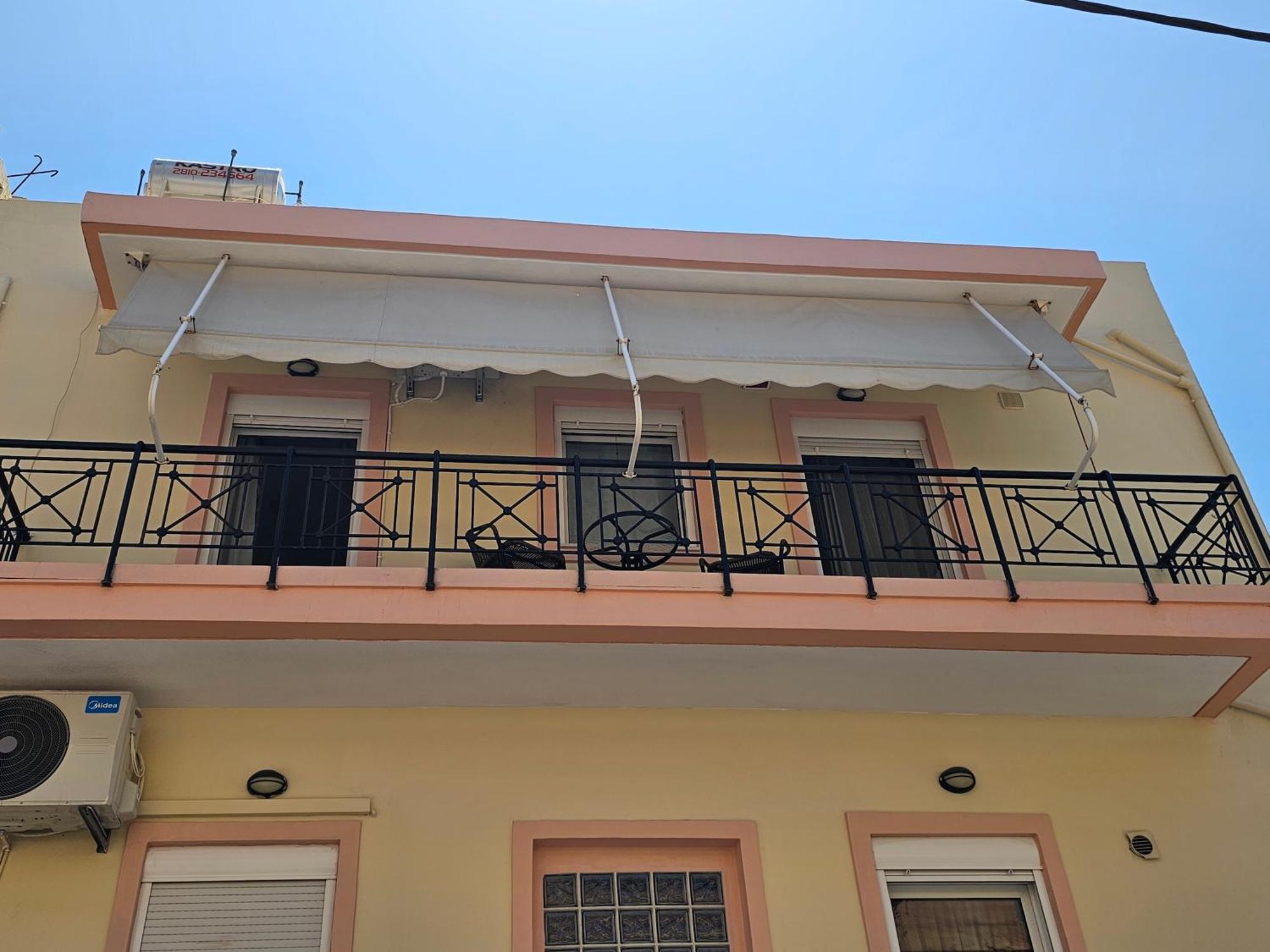 Eirini'S Apt Heraklion  Bagian luar foto